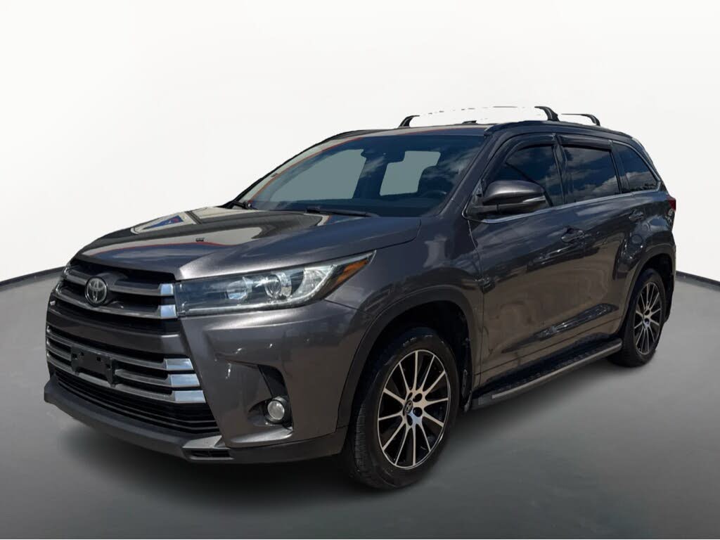 2017 Toyota Highlander SE