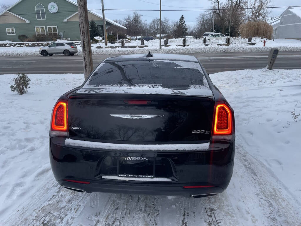 2017 Chrysler 300 S AWD