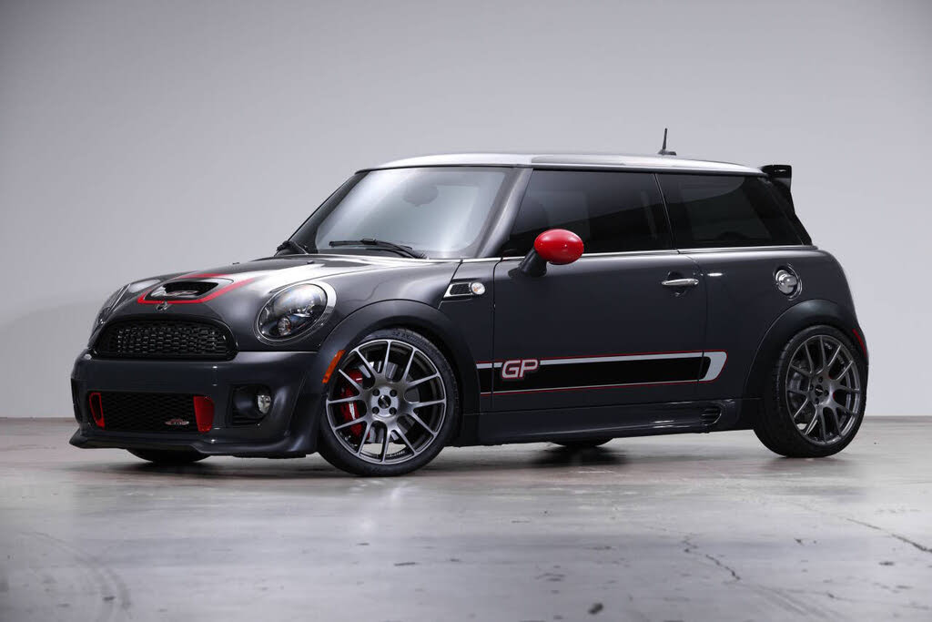 2013 MINI Cooper John Cooper Works's photo