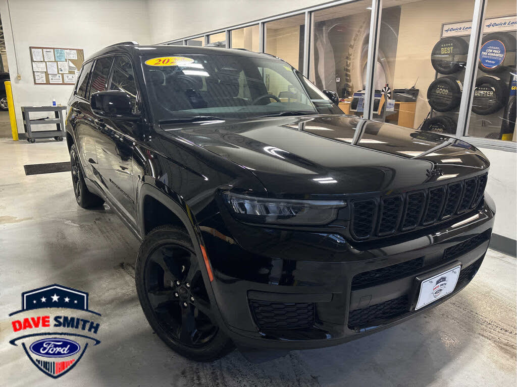 2023 Jeep Grand Cherokee L Altitude 4WD