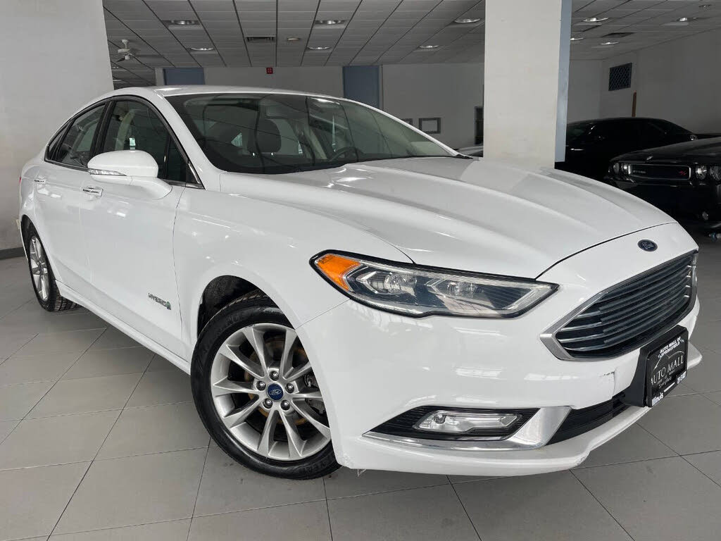 2017 Ford Fusion Hybrid SE FWD