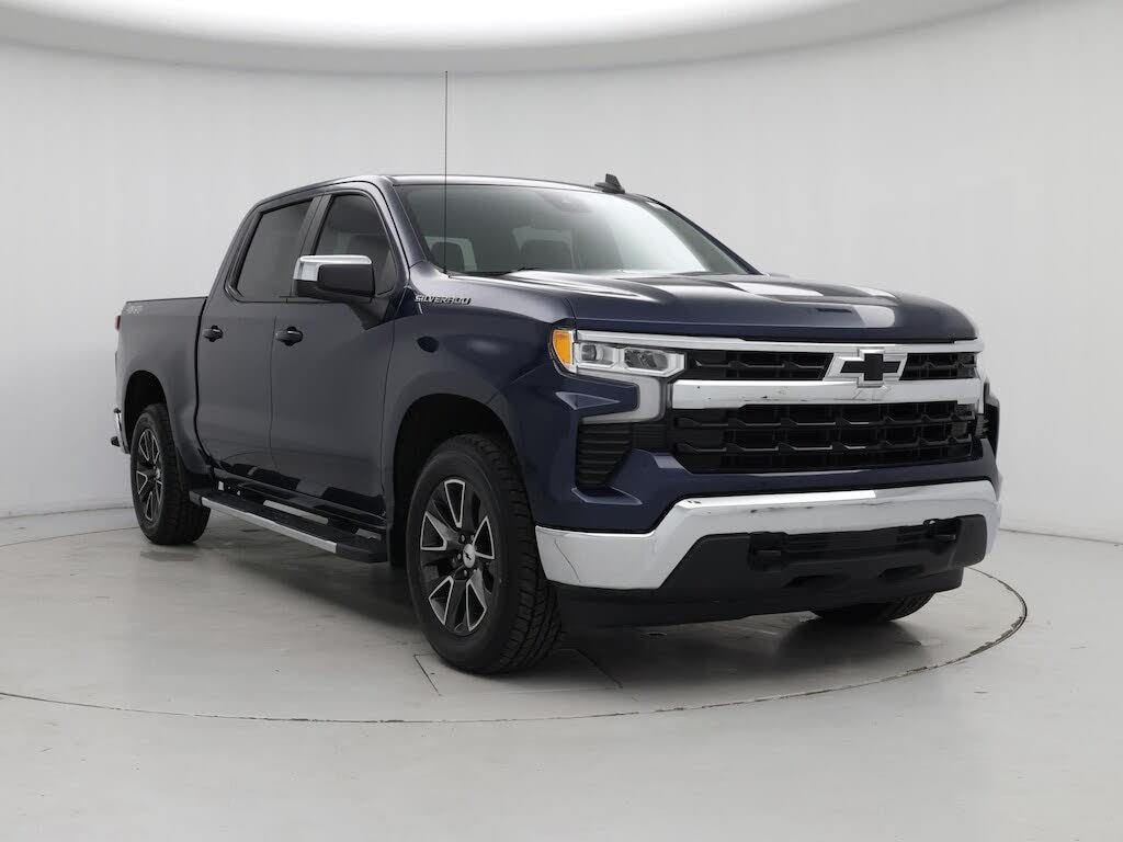 2022 Chevrolet Silverado 1500 LT Crew Cab 4WD