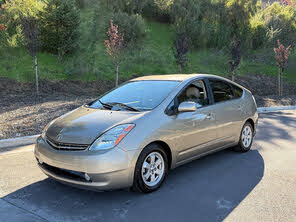 Toyota Prius FWD
