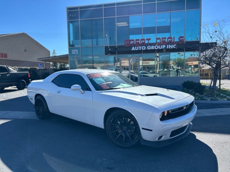 2015 Dodge Challenger R/T RWD