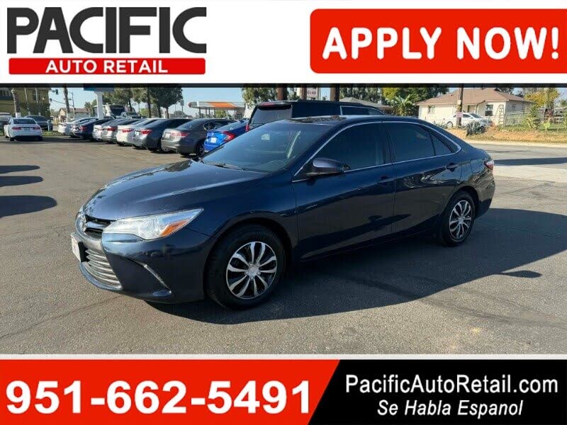 2017 Toyota Camry LE