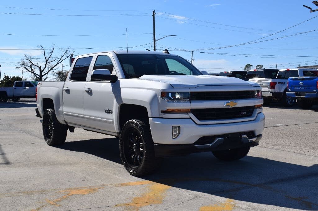 2018 Chevrolet Silverado 1500 LT Crew Cab 4WD