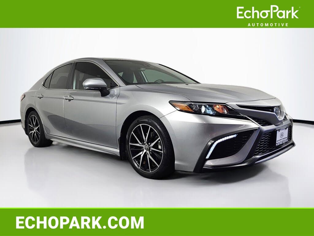 2023 Toyota Camry Hybrid SE FWD