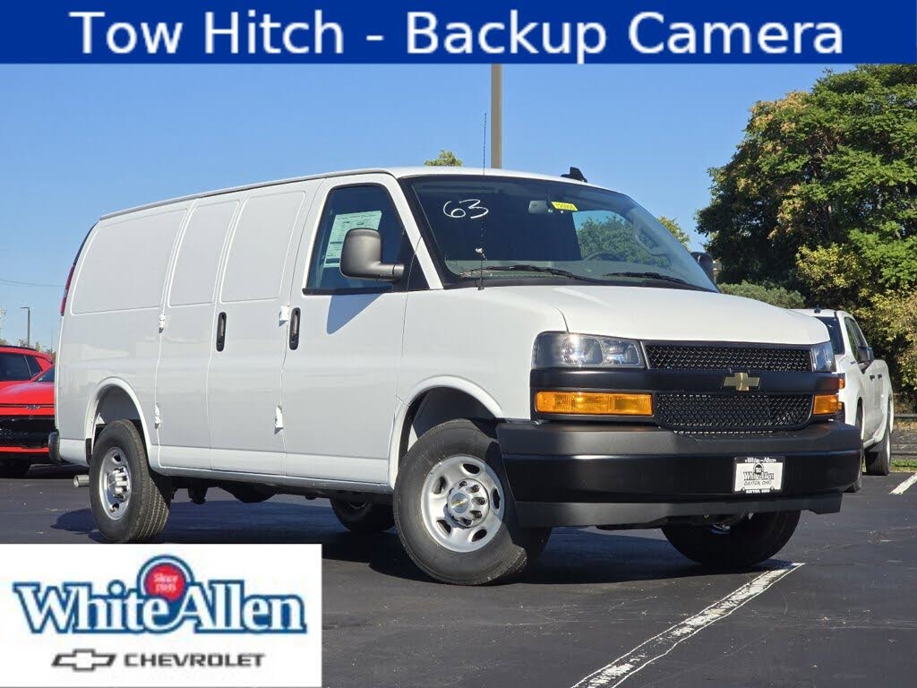 2025 Chevrolet Express Cargo 2500 RWD