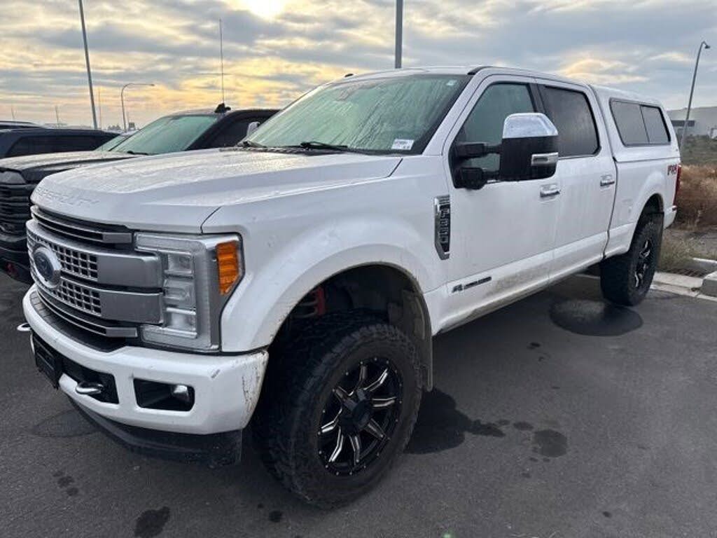 2017 Ford F-350 Super Duty Platinum Crew Cab 4WD