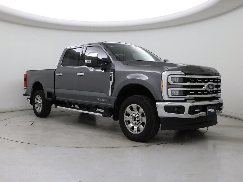 2024 Ford F-250 Super Duty Lariat Crew Cab 4WD