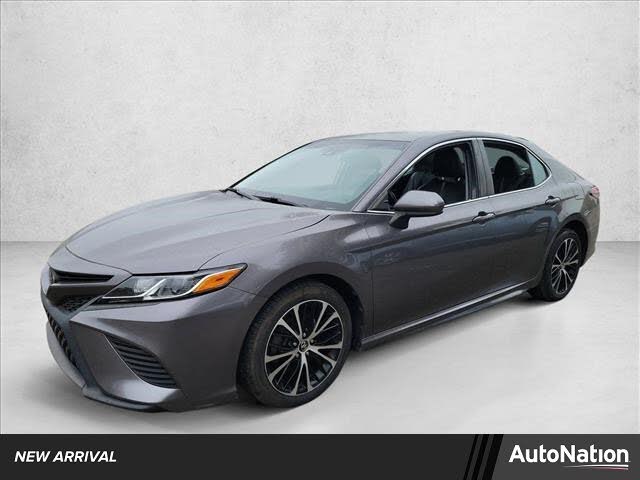 2019 Toyota Camry SE FWD