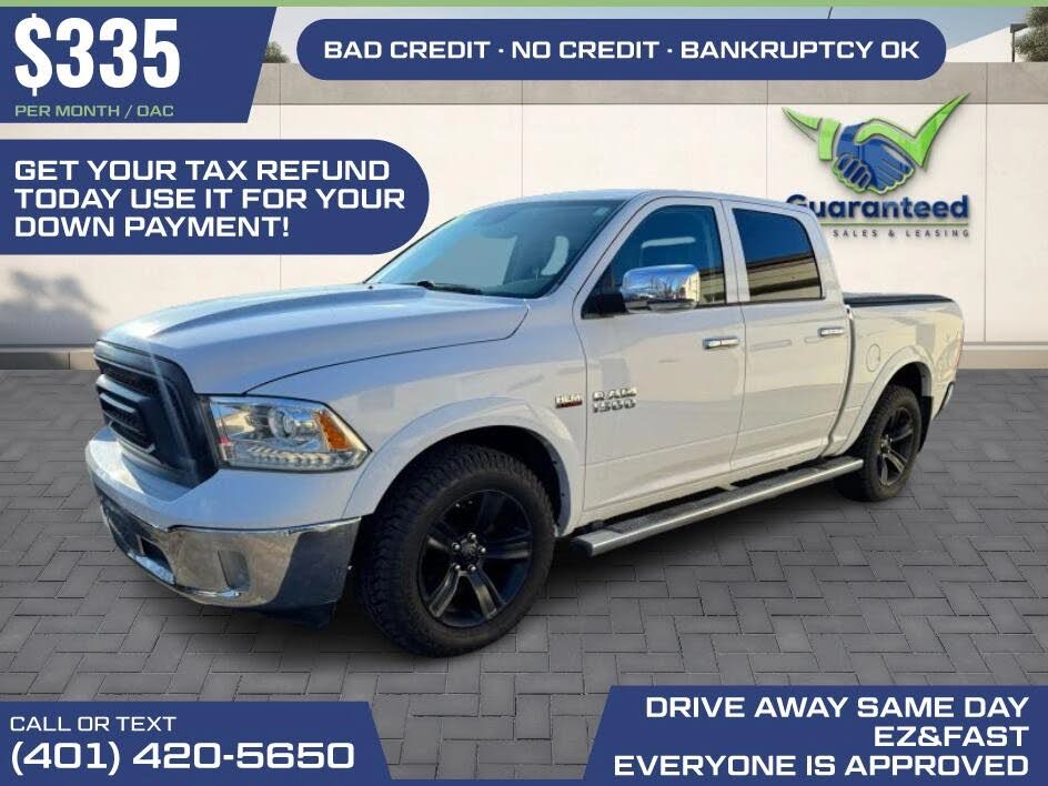 2017 RAM 1500 Laramie Crew Cab 4WD