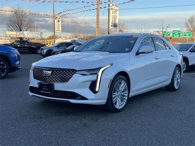 2022 Cadillac CT4 Premium Luxury AWD