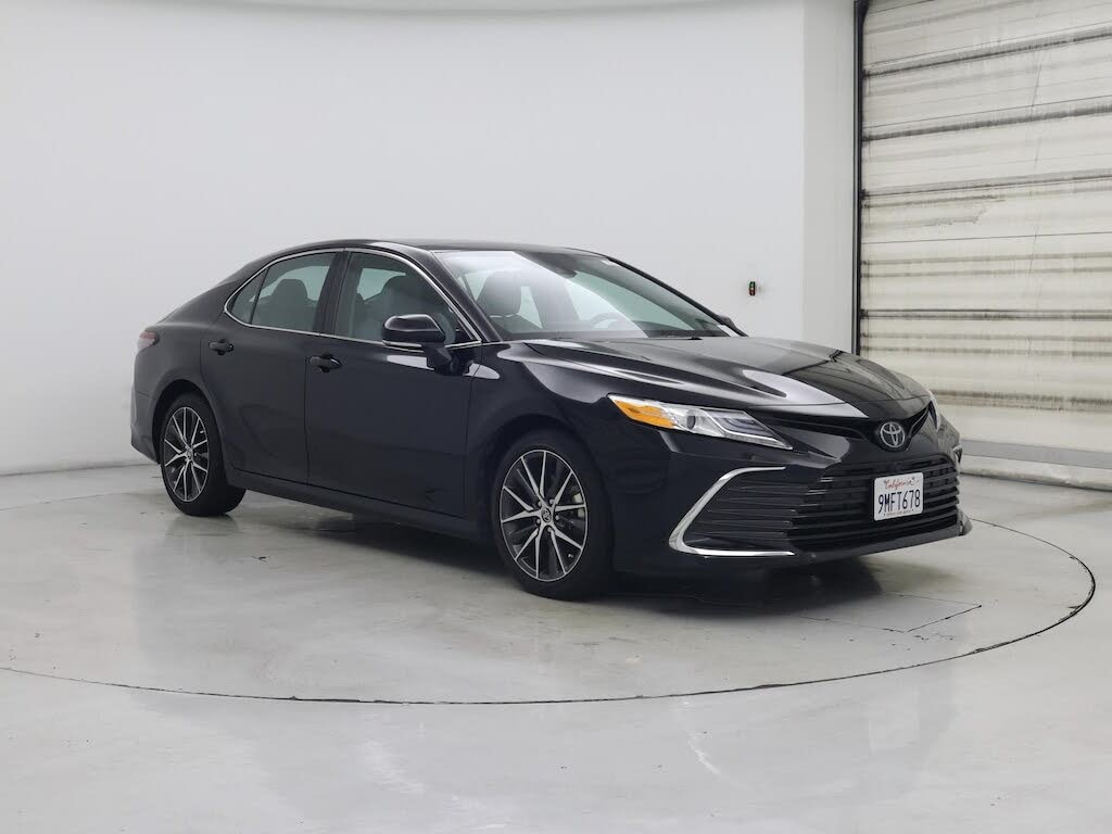 2024 Toyota Camry XLE V6 FWD