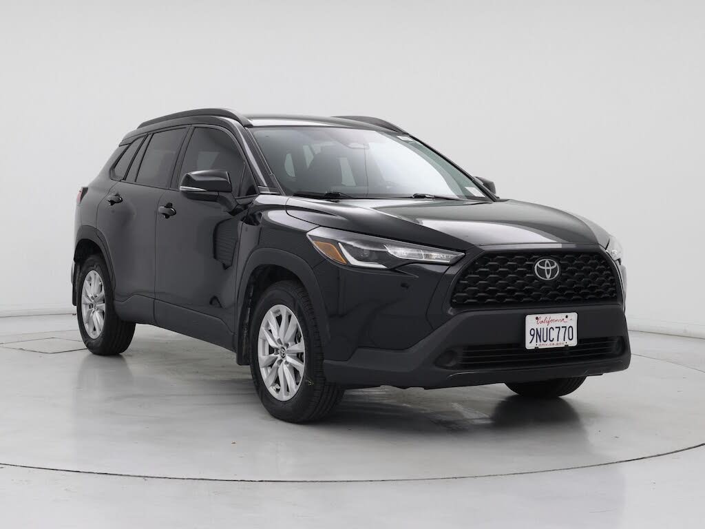 2024 Toyota Corolla Cross LE FWD