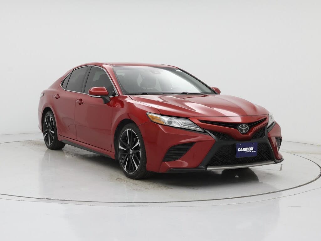 2019 Toyota Camry XSE FWD
