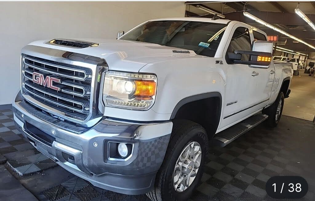 2018 GMC Sierra 2500HD SLT Crew Cab SB 4WD