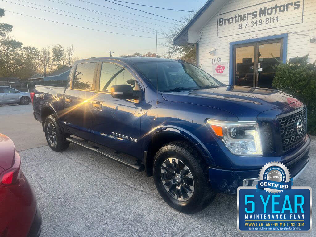 2018 Nissan Titan PRO-4X Crew Cab 4WD