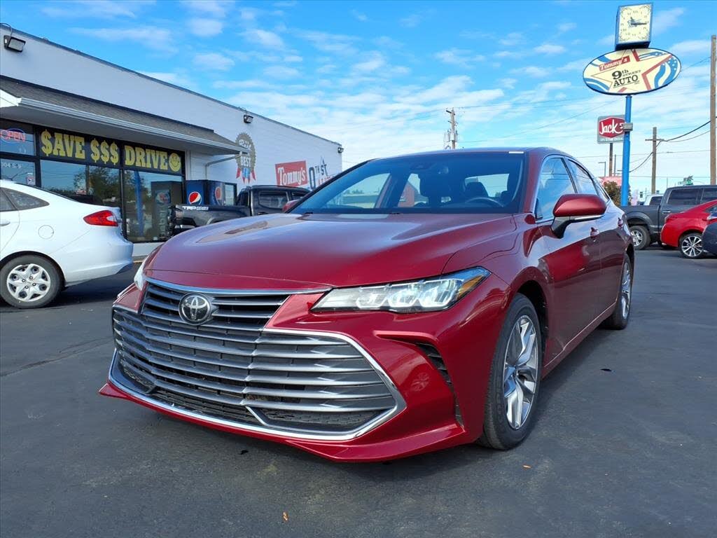 2022 Toyota Avalon XLE FWD