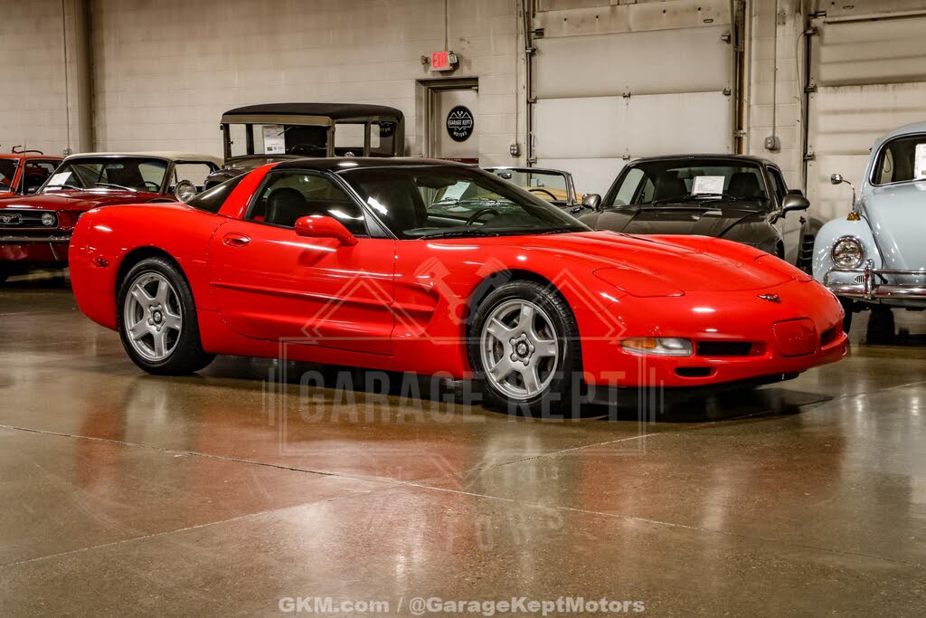 1997 Chevrolet Corvette Coupe RWD