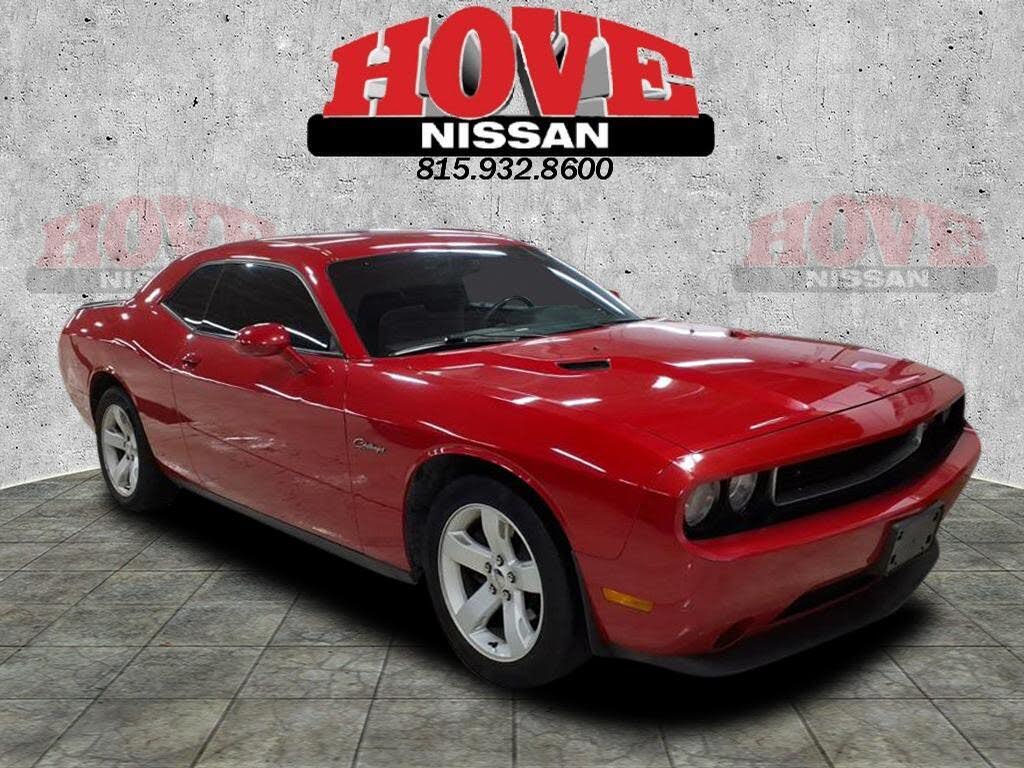 2013 Dodge Challenger SXT RWD