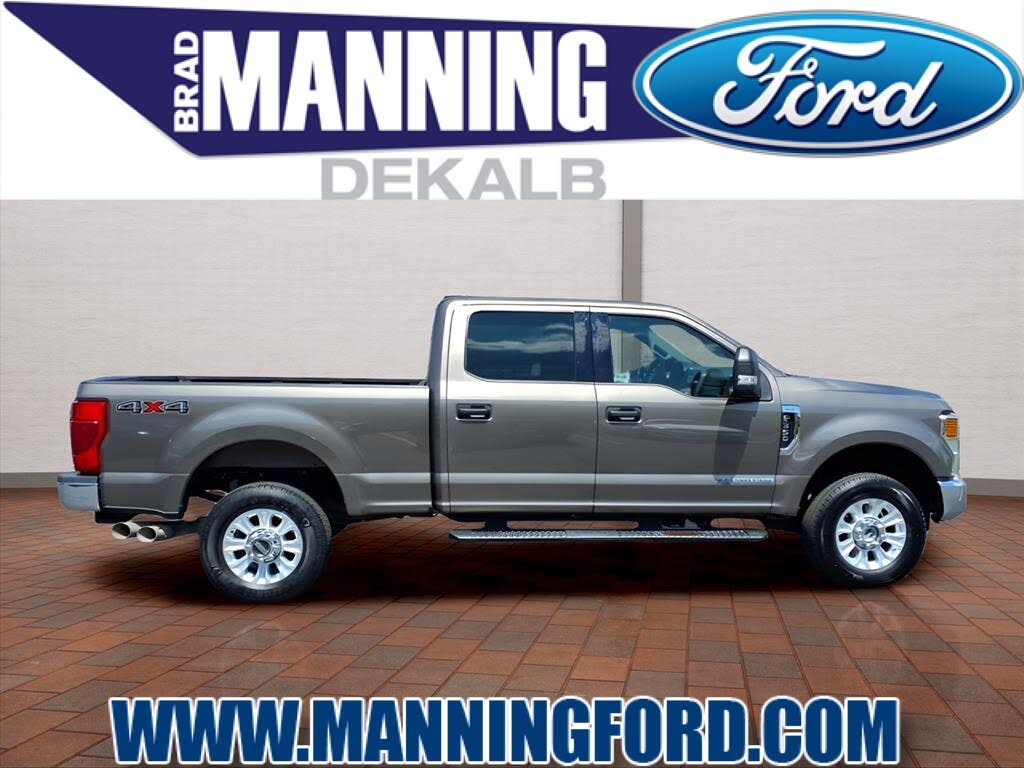 2022 Ford F-350 Super Duty XLT Crew Cab 4WD