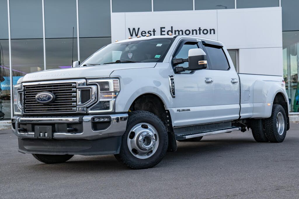 2022 Ford F-350 Super Duty Lariat Crew Cab LB DRW 4WD