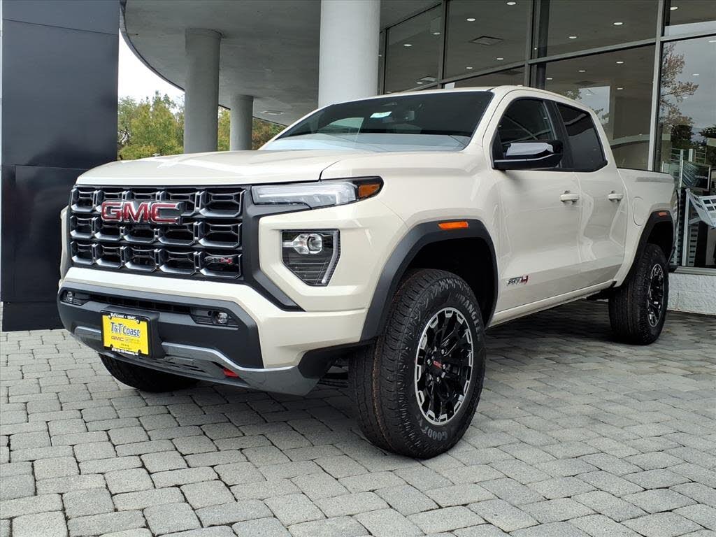 2026 GMC Canyon AT4 Crew Cab 4WD
