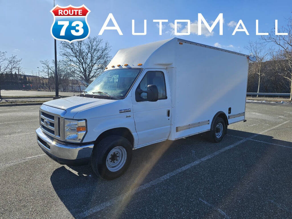 2011 Ford E-Series Chassis E-350 SD Cutaway 138 DRW RWD