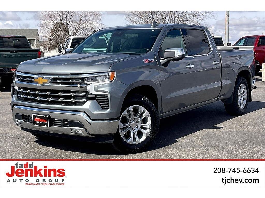 2023 Chevrolet Silverado 1500 LTZ Crew Cab 4WD