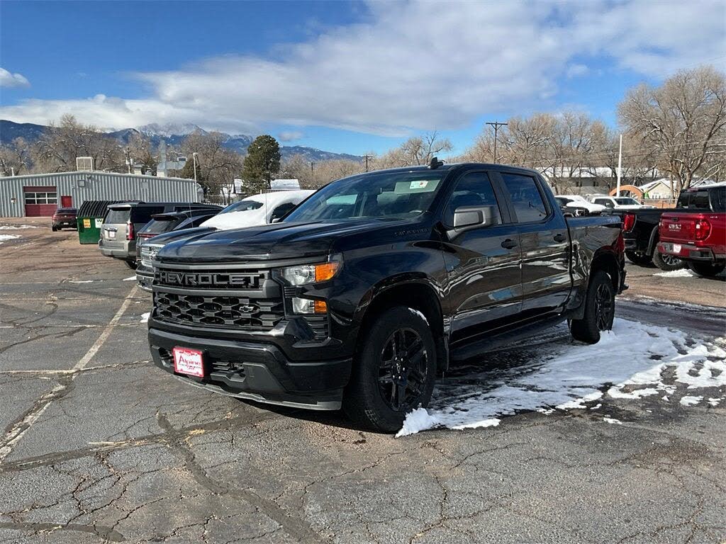 2023 Chevrolet Silverado 1500 Custom Crew Cab 4WD