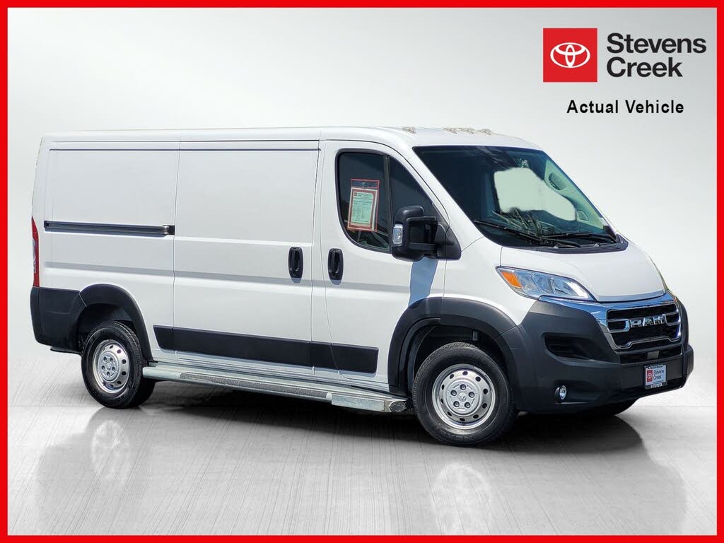 2023 RAM ProMaster 2500 136 Low Roof Cargo Van FWD