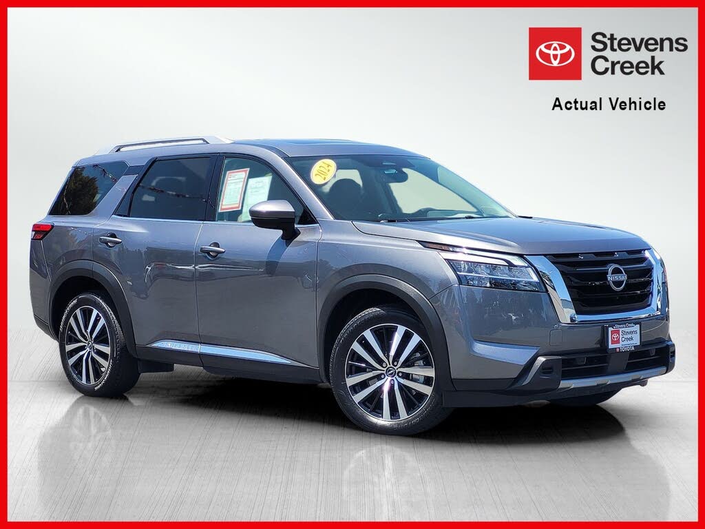 2024 Nissan Pathfinder Platinum 4WD
