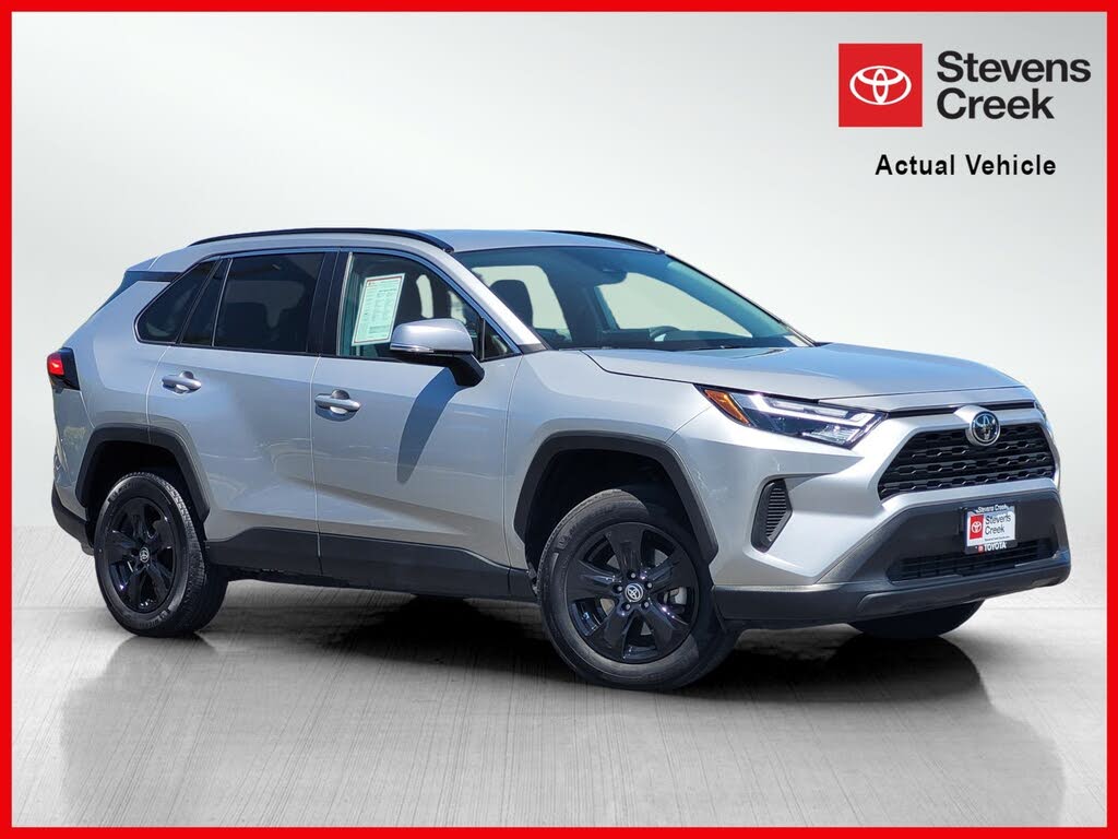 2024 Toyota RAV4 XLE AWD