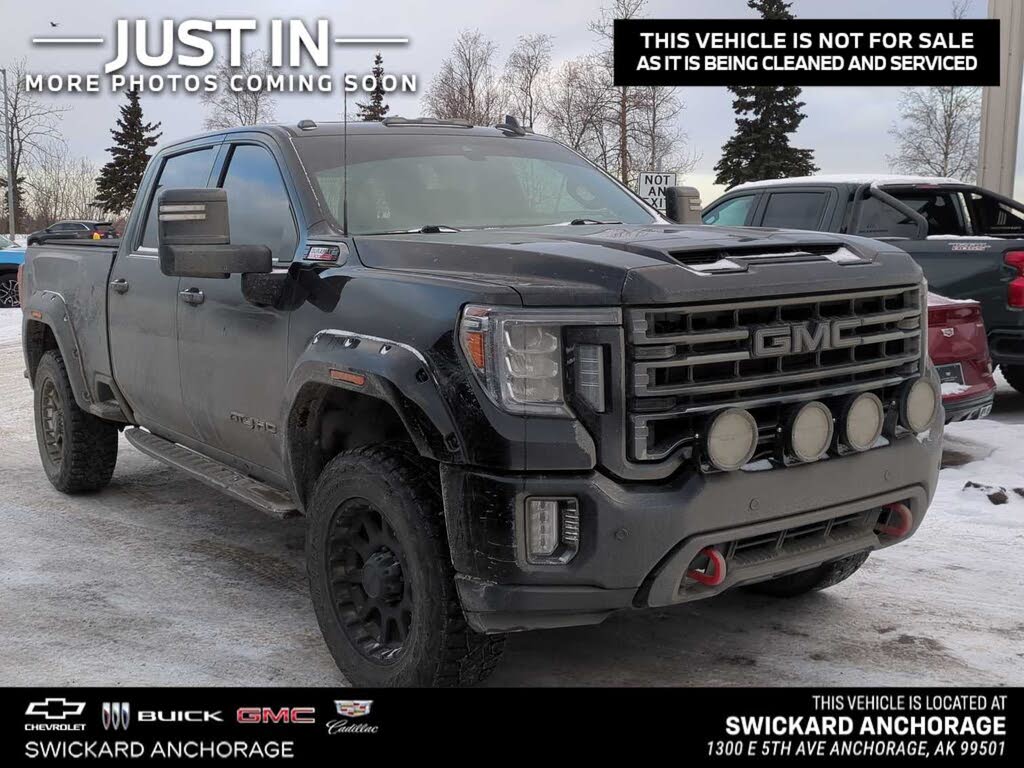 2023 GMC Sierra 2500HD AT4 Crew Cab 4WD