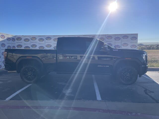 2024 GMC Sierra 2500HD AT4 Crew Cab 4WD