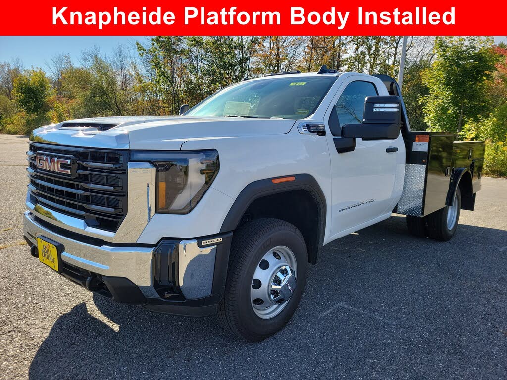 2025 GMC Sierra 3500HD Chassis Pro Regular Cab 4WD