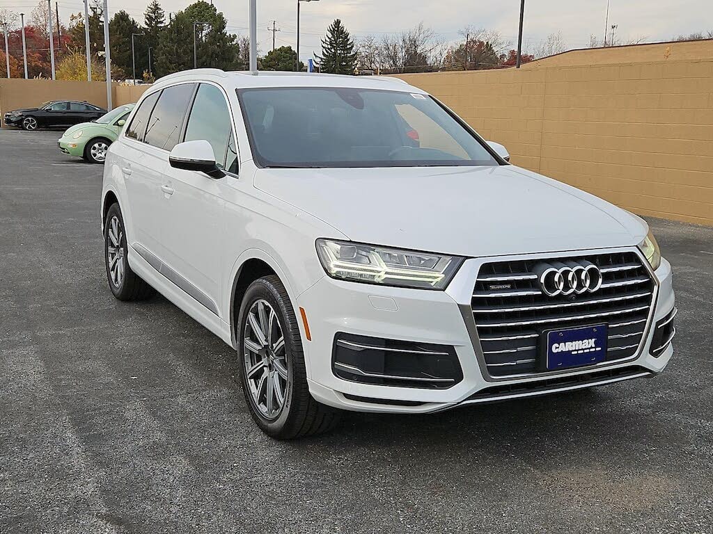 2019 Audi Q7 45 TFSI quattro SE Premium Plus