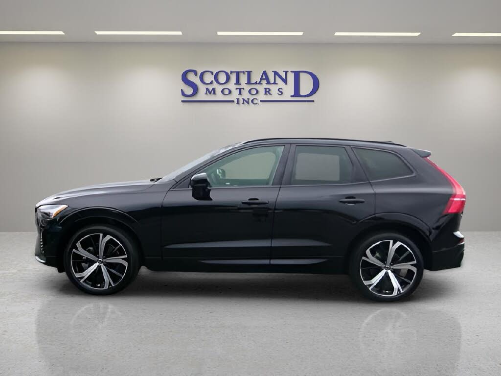 2025 Volvo XC60 B5 Ultra Dark Theme AWD