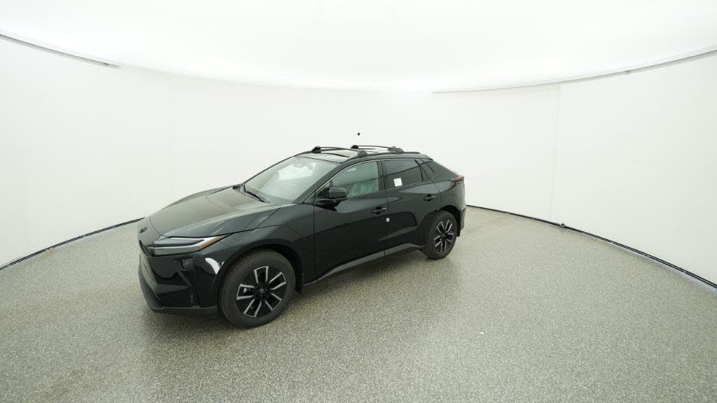 2026 Toyota bZ XLE Plus FWD