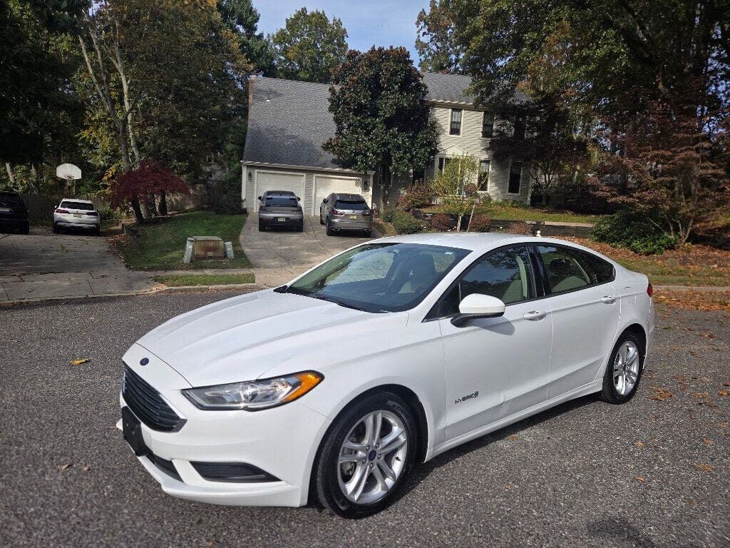 2018 Ford Fusion Hybrid S FWD