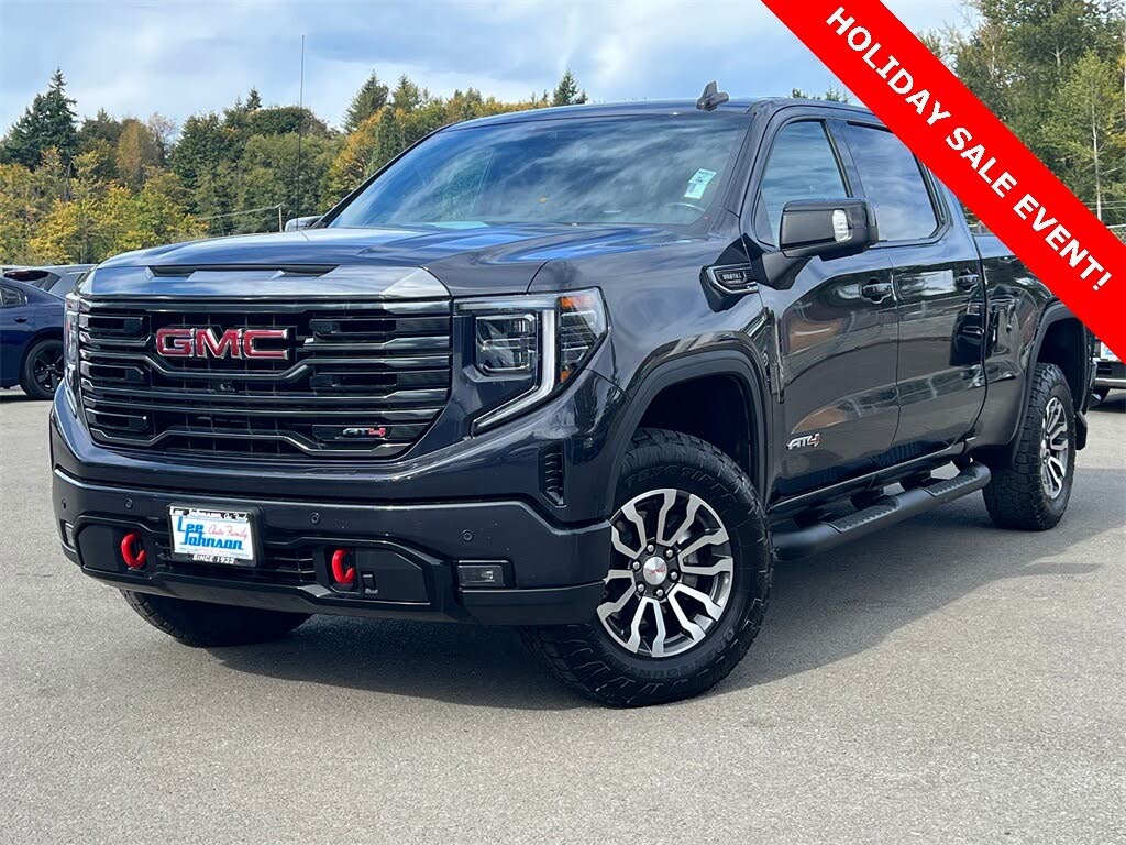 2023 GMC Sierra 1500 AT4 Crew Cab 4WD