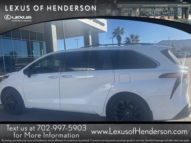 2023 Toyota Sienna XSE 7-Passenger FWD