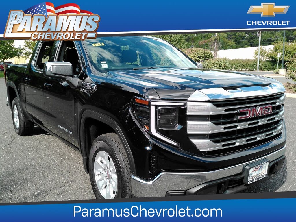 2024 GMC Sierra 1500 SLE Crew Cab 4WD