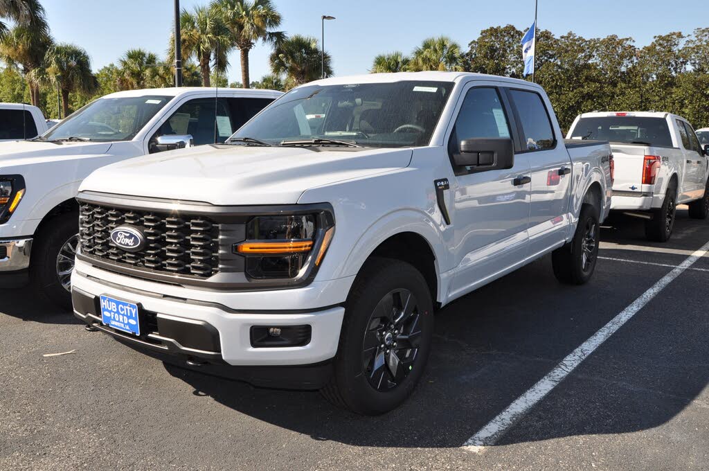 2025 Ford F-150 STX 4dr SuperCrew 4WD
