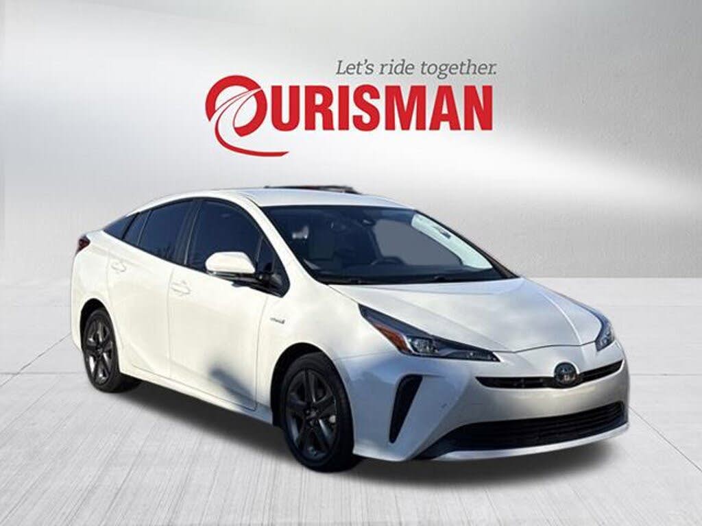 2019 Toyota Prius XLE FWD
