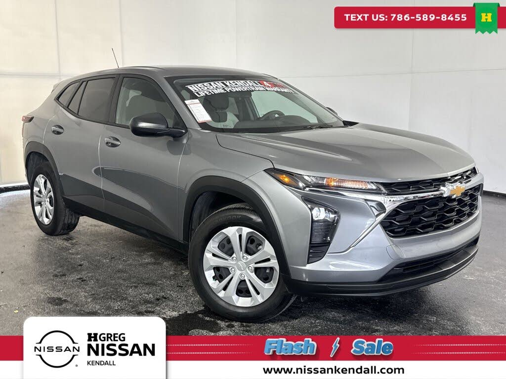 2025 Chevrolet Trax LS FWD