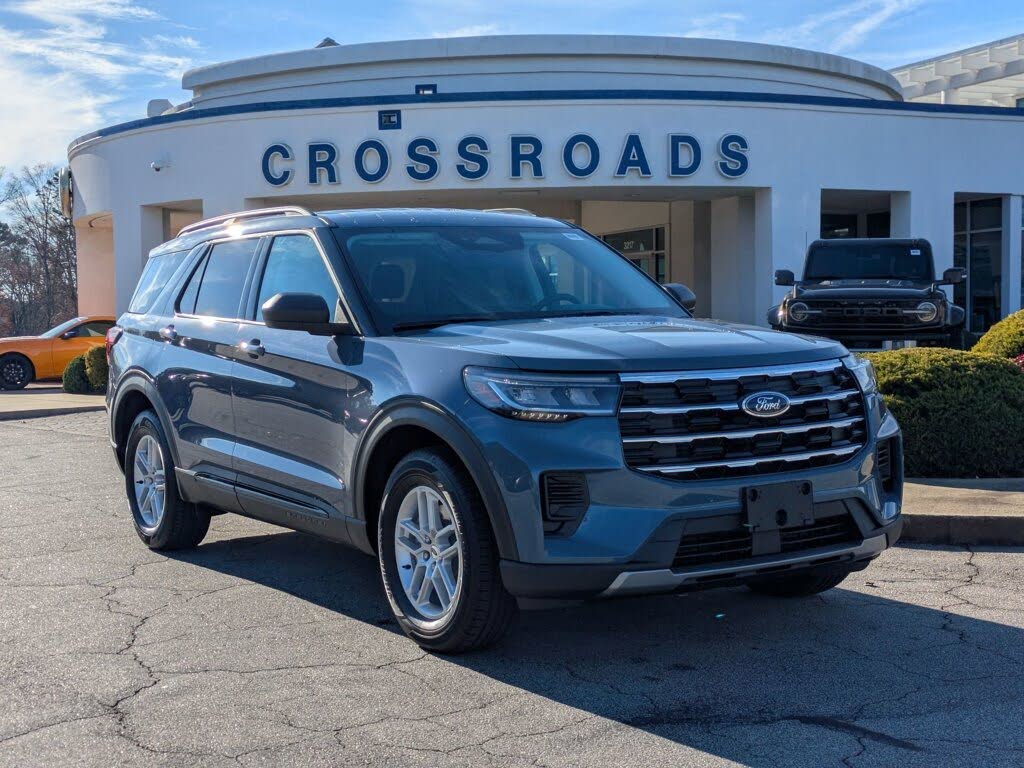 2026 Ford Explorer Active AWD