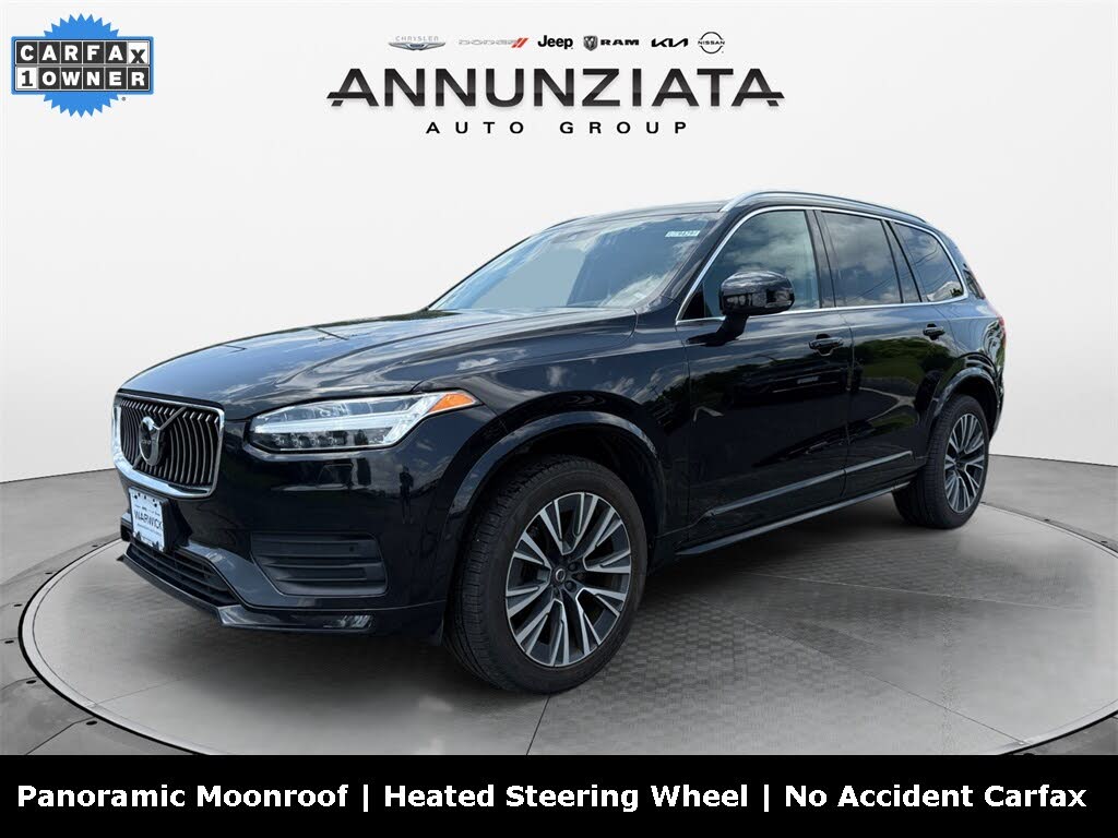 2022 Volvo XC90 T6 Momentum 7-Passenger AWD