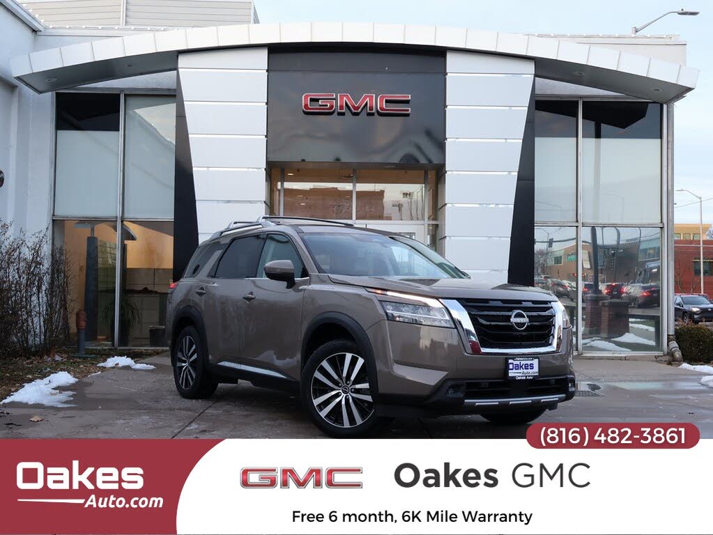 2023 Nissan Pathfinder Platinum FWD